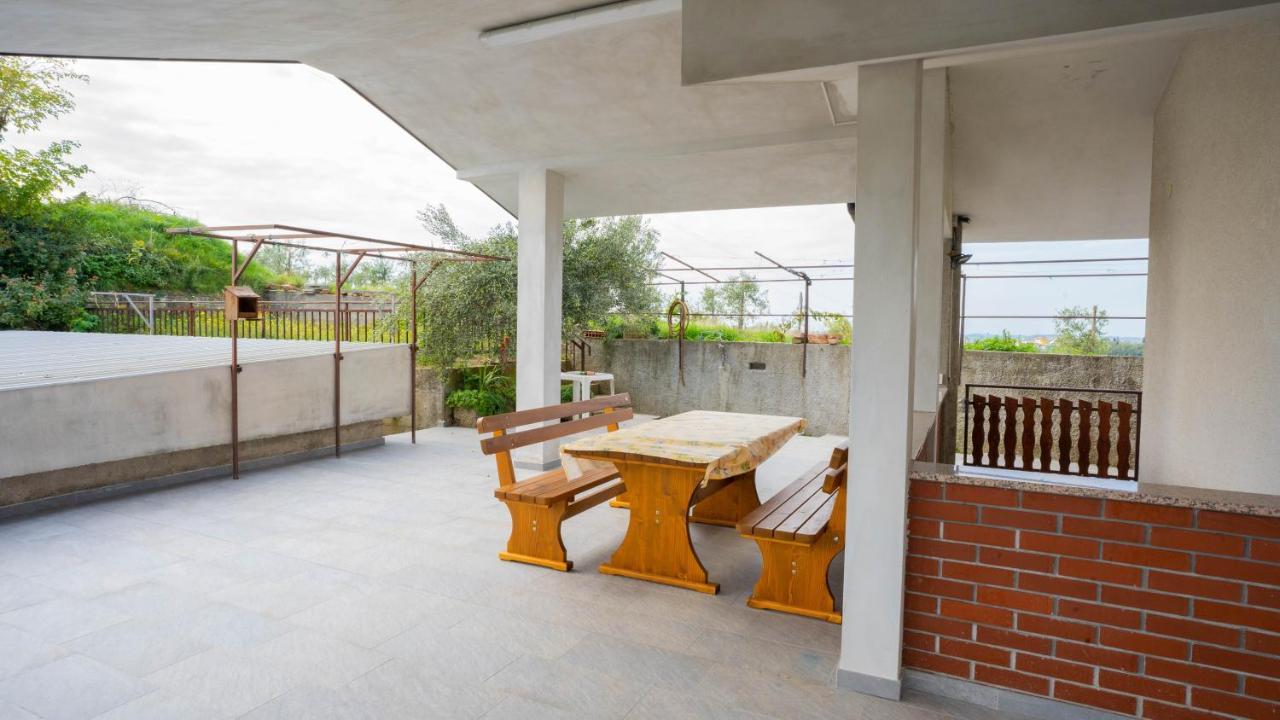 Apartma Tri Oljke Dobrovo Ngoại thất bức ảnh